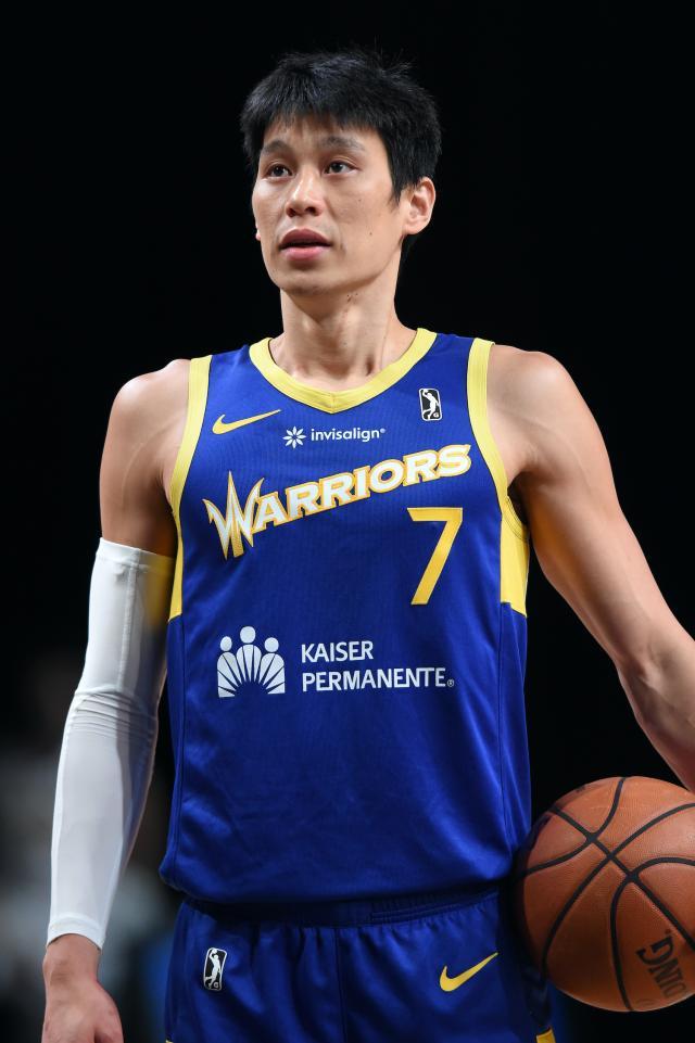 旺财28手机版-林书豪：重返NBA失败无怨无悔 不解为何得不到机会